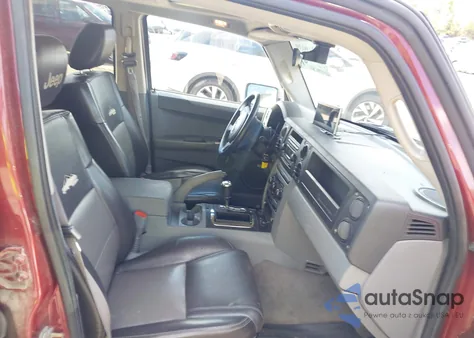 2007 Jeep Commander Sport z USA, uszkodzony, nr VIN 1J8HG48K47C661947